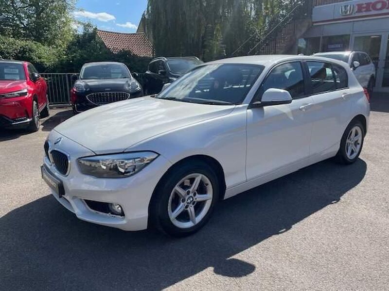 BMW 1 SERIES
