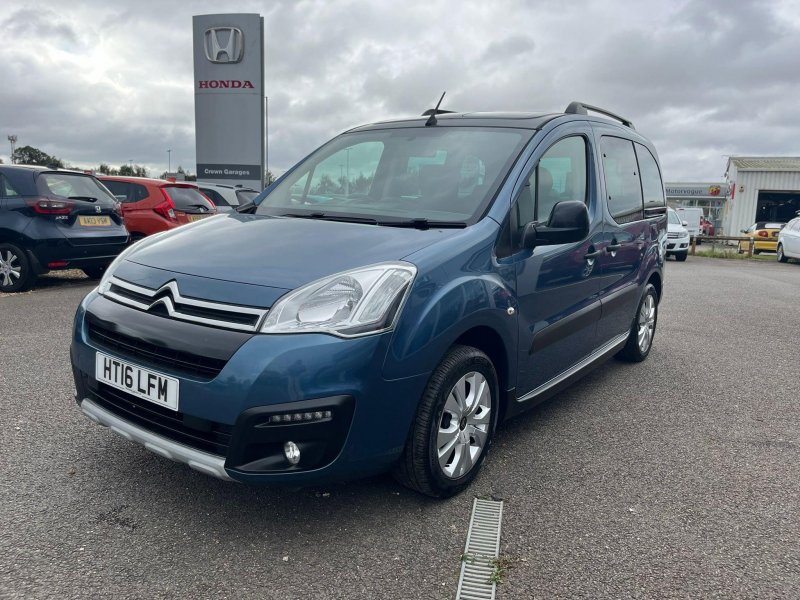 View CITROEN BERLINGO 1.6 BlueHDi XTR Multispace MPV Euro 6 (s/s) 5dr