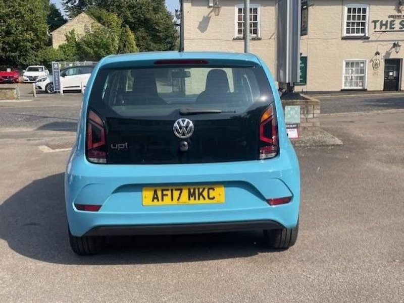 VOLKSWAGEN UP