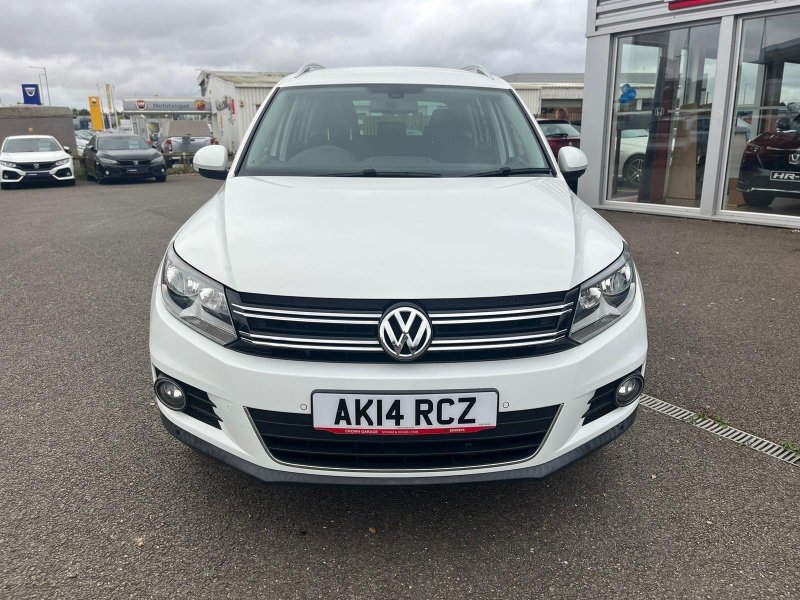 View VOLKSWAGEN TIGUAN 2.0 TDI BlueMotion Tech Match 4WD Euro 5 (s/s) 5dr
