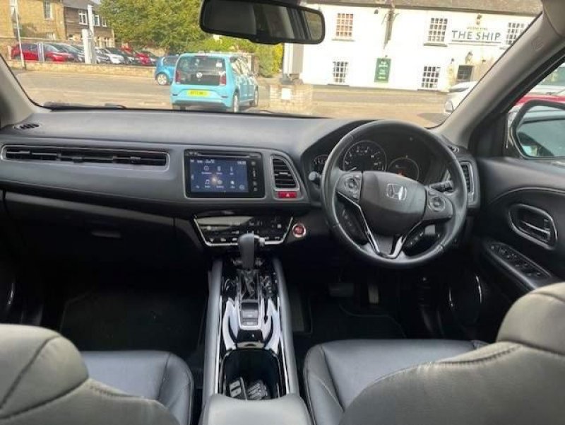View HONDA HR-V 1.5 i-VTEC EX CVT Euro 6 (s/s) 5dr