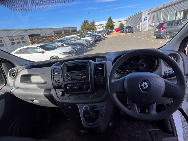 RENAULT TRAFIC