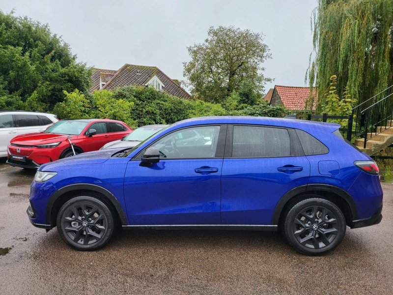 HONDA ZR-V