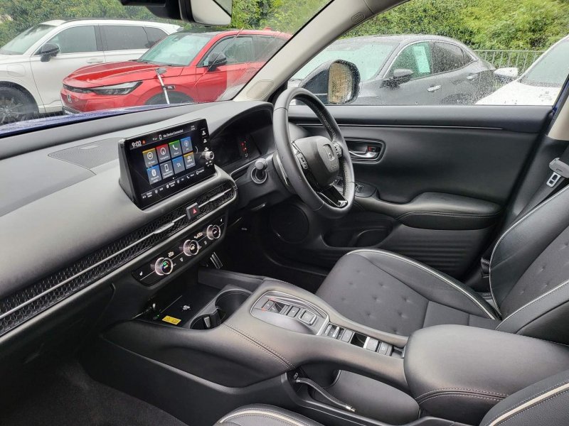 HONDA ZR-V
