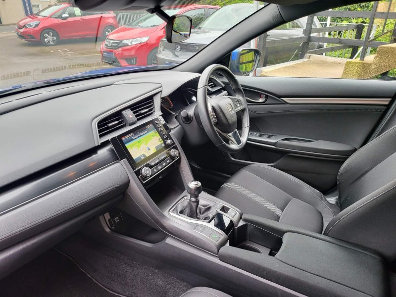 View HONDA CIVIC 1.6 i-DTEC SR Euro 6 (s/s) 5dr