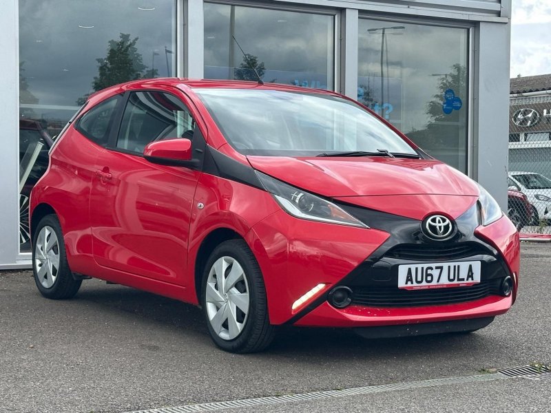 View TOYOTA AYGO 1.0 VVT-i x-play Euro 6 3dr