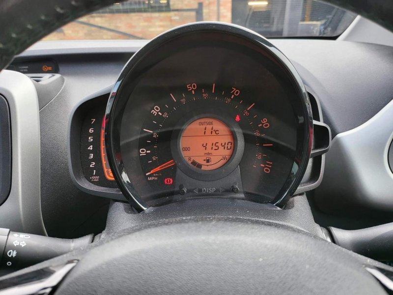 TOYOTA AYGO