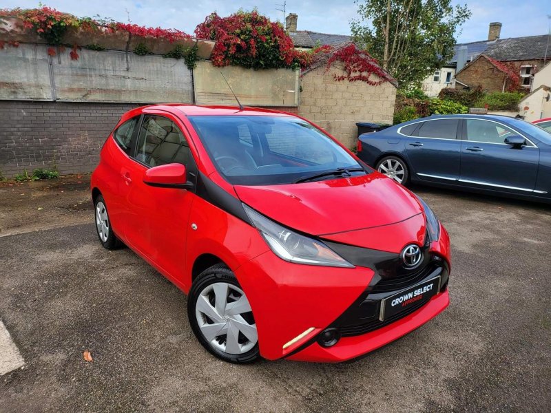 View TOYOTA AYGO 1.0 VVT-i x-play Euro 6 3dr