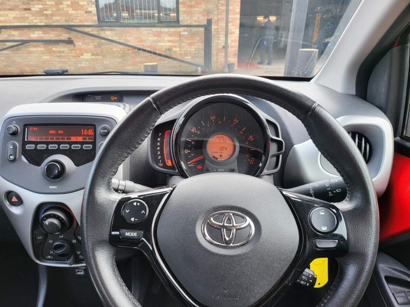 TOYOTA AYGO