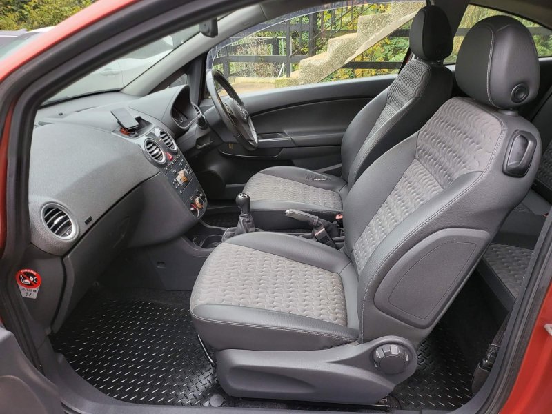 VAUXHALL CORSA