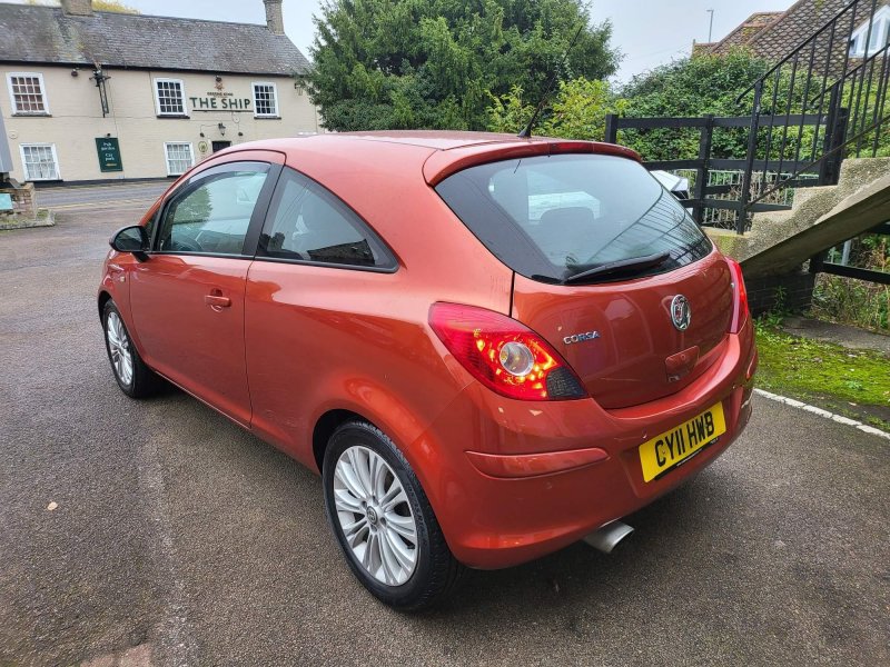 VAUXHALL CORSA