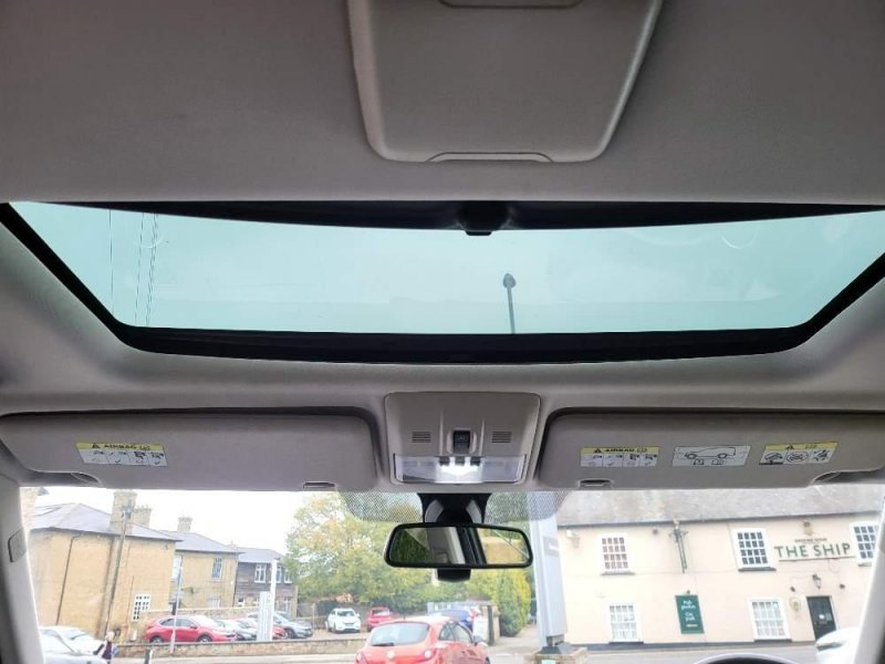 LAND ROVER DISCOVERY 4
