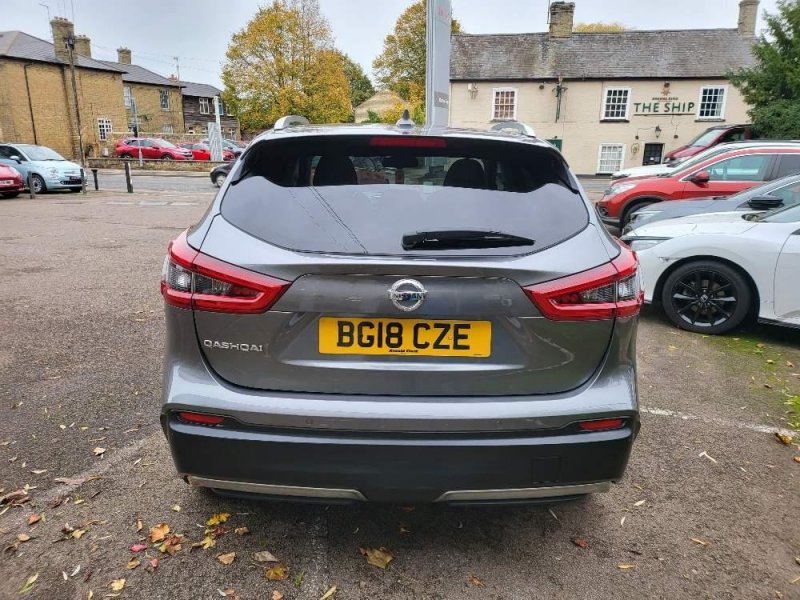 NISSAN QASHQAI