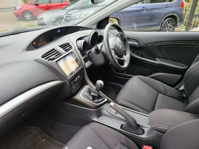 View HONDA CIVIC 1.6 i-DTEC S Tourer Euro 5 (s/s) 5dr (Navi)