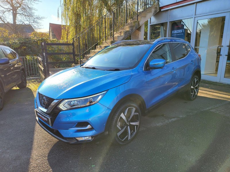 View NISSAN QASHQAI 1.7 dCi Tekna 4WD Euro 6 (s/s) 5dr