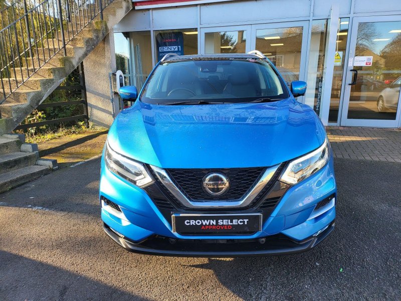 View NISSAN QASHQAI 1.7 dCi Tekna 4WD Euro 6 (s/s) 5dr