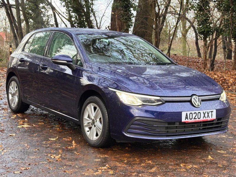 View VOLKSWAGEN GOLF 1.5 TSI Life Euro 6 (s/s) 5dr