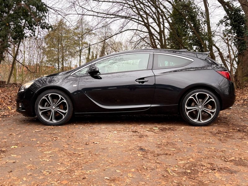 VAUXHALL ASTRA GTC