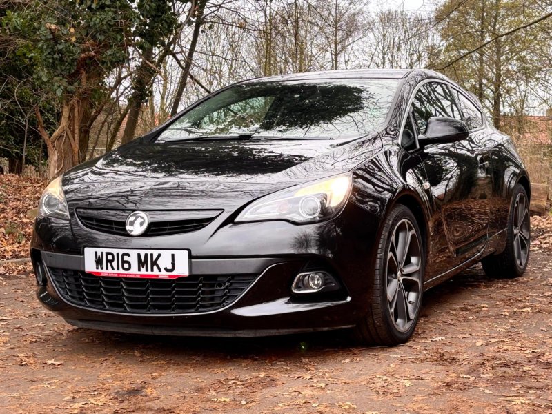 View VAUXHALL ASTRA GTC 1.4i Turbo Limited Edition Euro 6 (s/s) 3dr