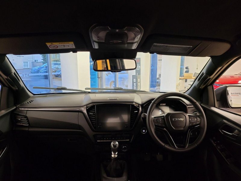 ISUZU D-MAX