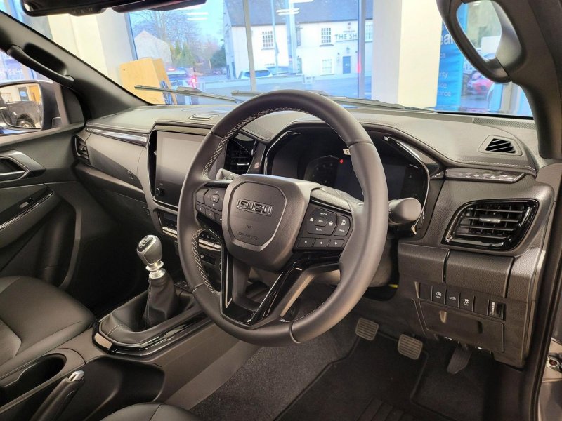 ISUZU D-MAX