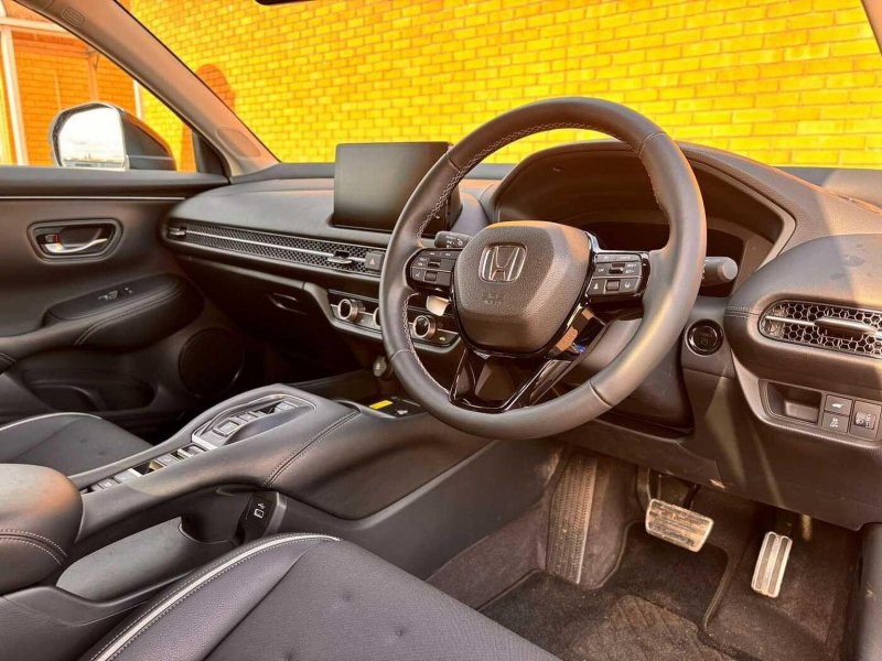 HONDA ZR-V