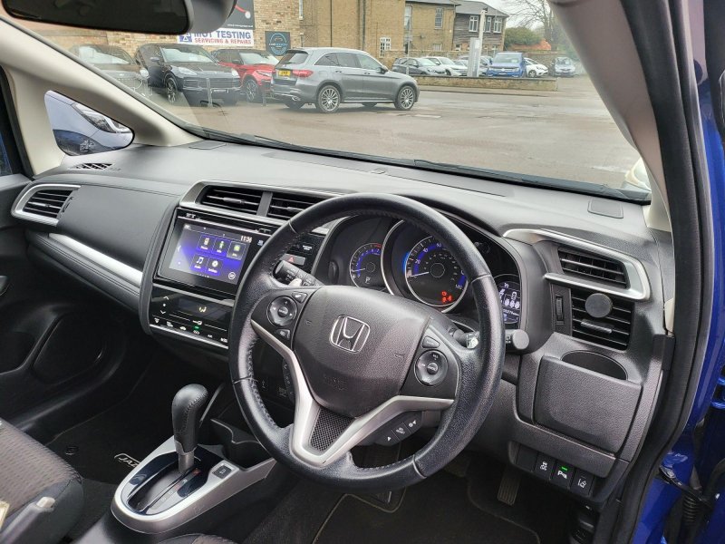 HONDA JAZZ