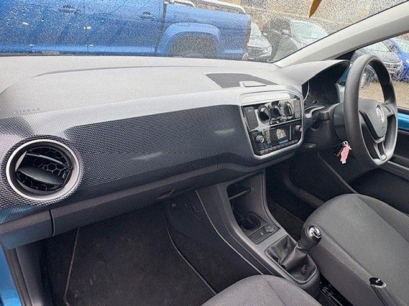 VOLKSWAGEN UP
