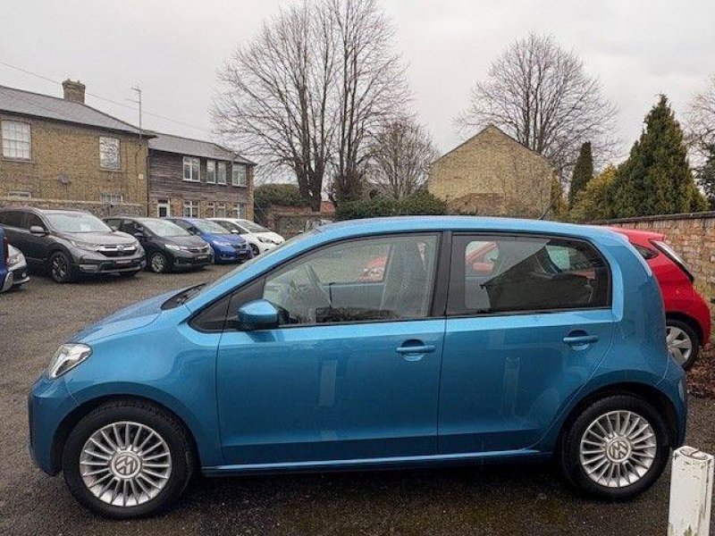 VOLKSWAGEN UP