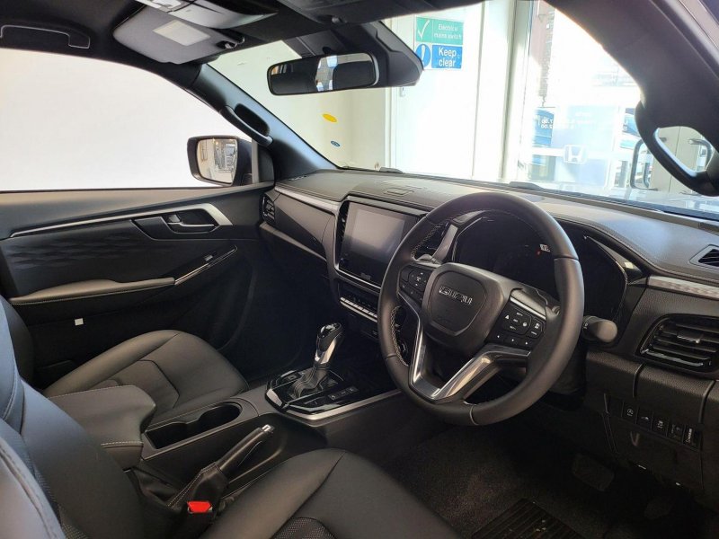 ISUZU D-MAX