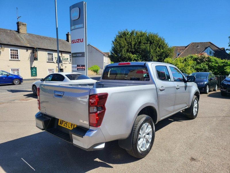 ISUZU D-MAX