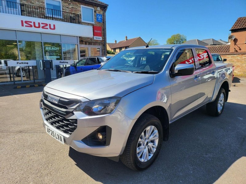 ISUZU D-MAX