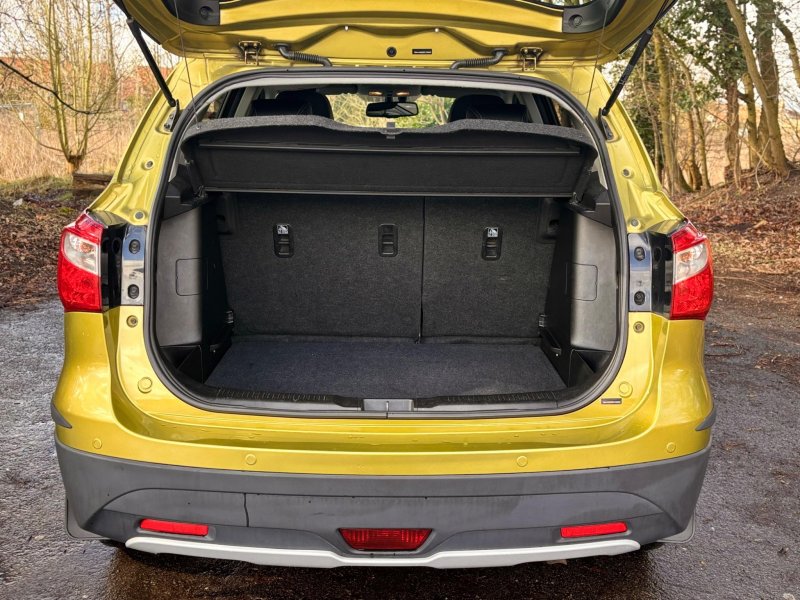 SUZUKI SX4 S-CROSS