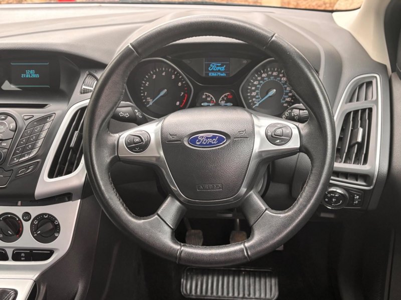 FORD FOCUS
