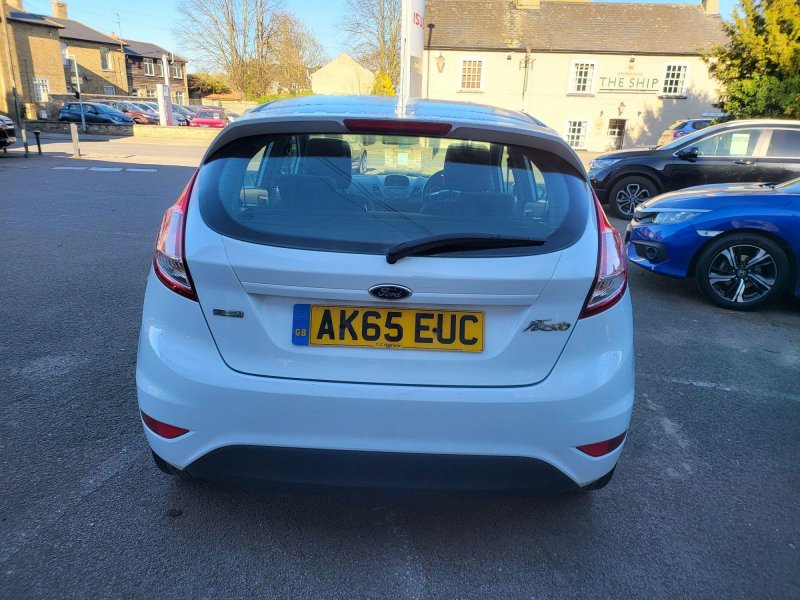 FORD FIESTA