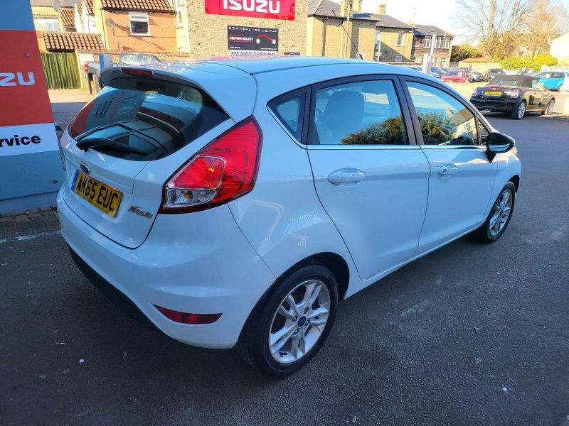 FORD FIESTA