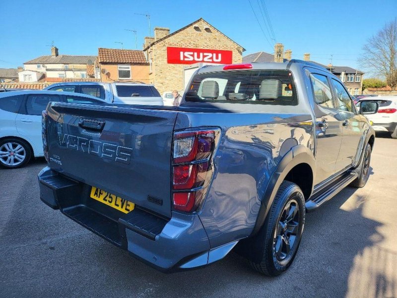 ISUZU D-MAX