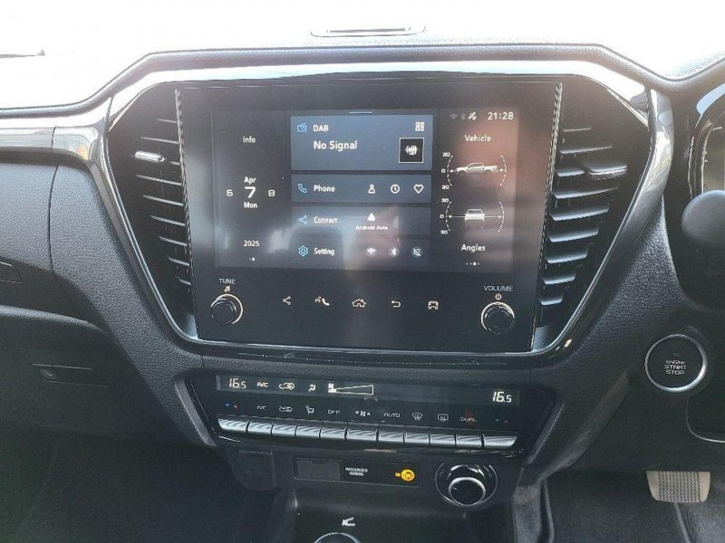 ISUZU D-MAX