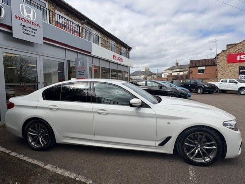 BMW 5 SERIES