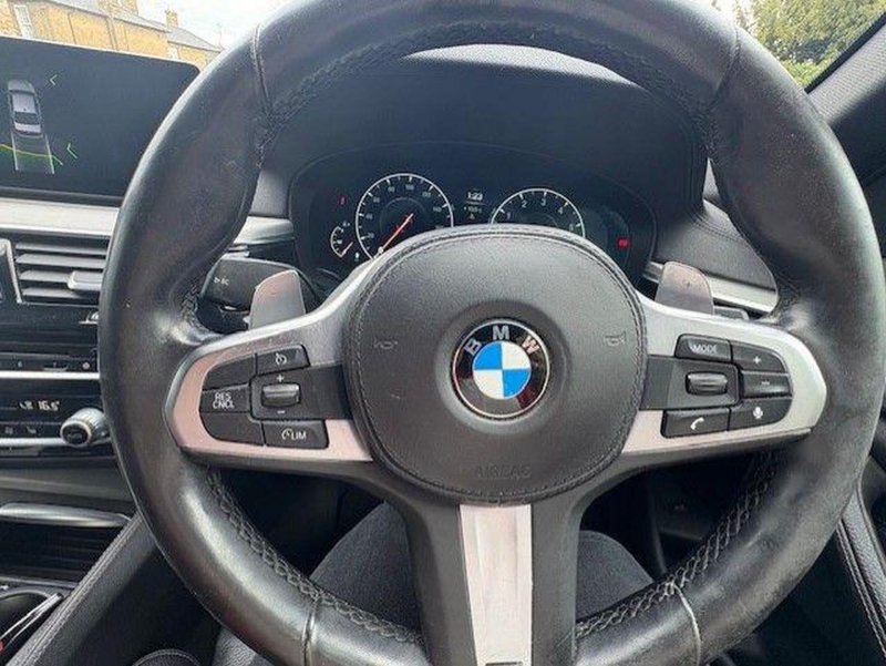 BMW 5 SERIES