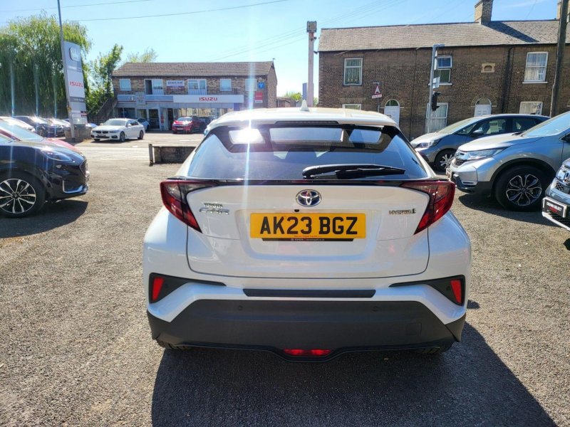 TOYOTA C-HR