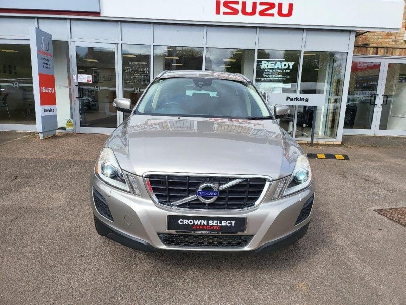 View VOLVO XC60 2.4 D5 SE Lux Geartronic AWD Euro 5 5dr