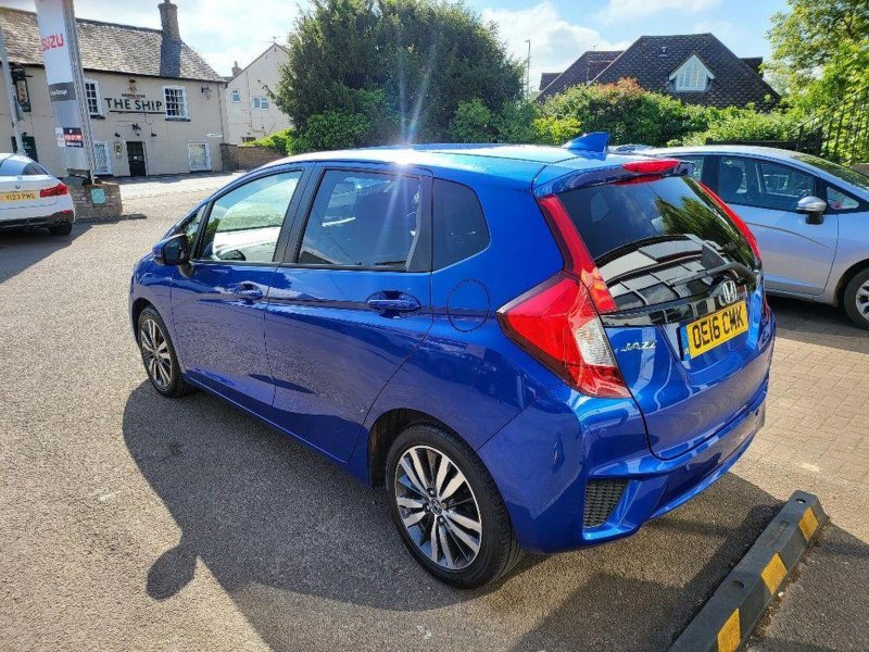 HONDA JAZZ
