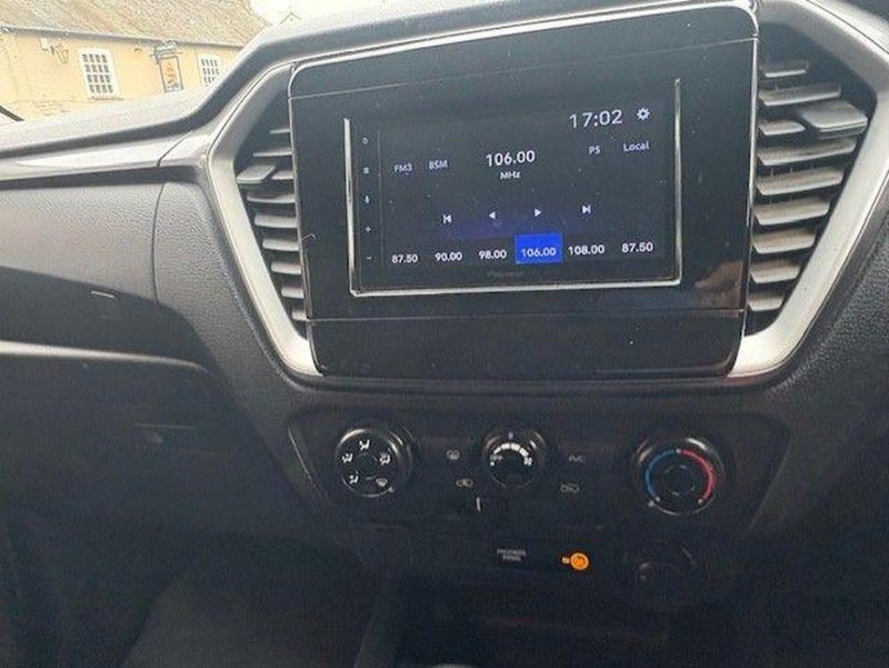 ISUZU D-MAX