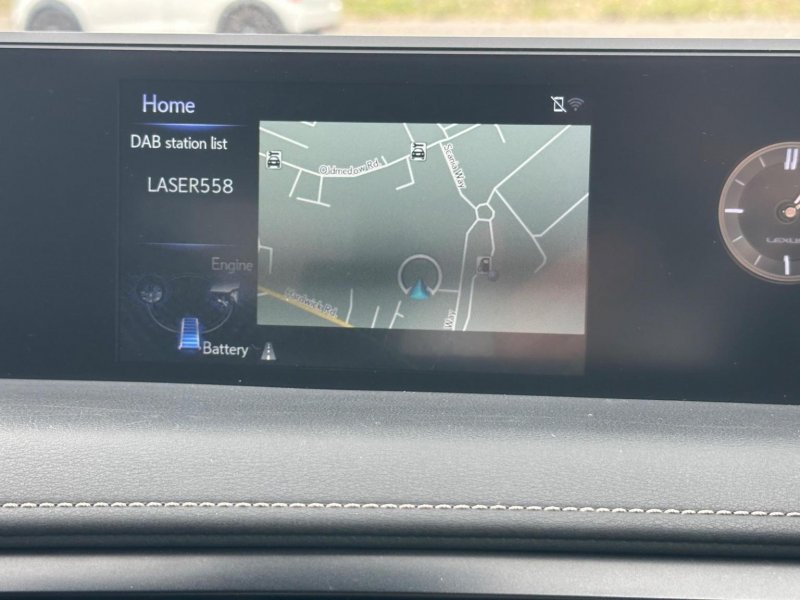 LEXUS UX