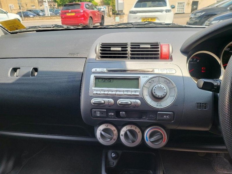 HONDA JAZZ