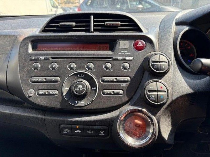 HONDA JAZZ