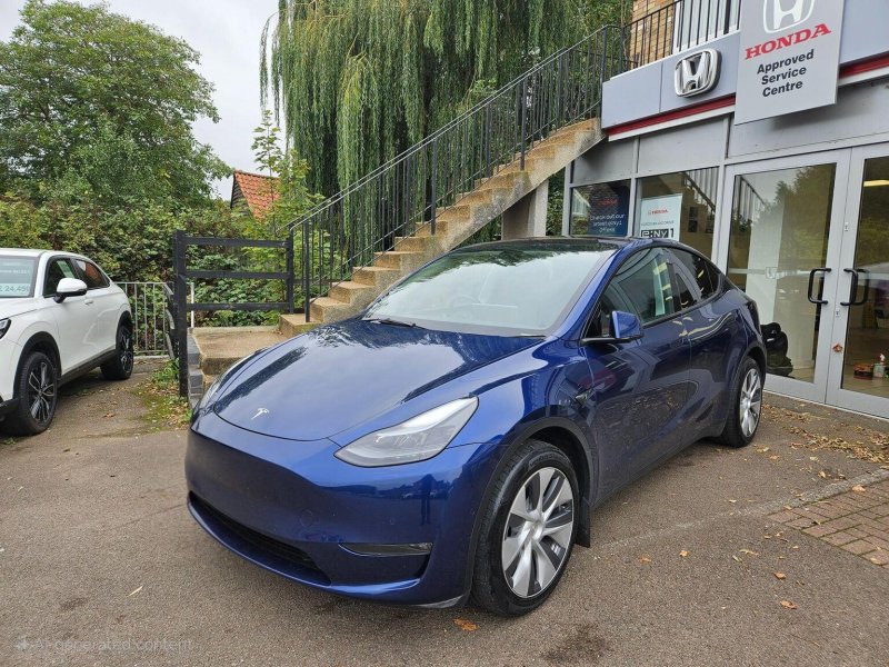 View TESLA MODEL Y (Dual Motor) Long Range Auto 4WDE 5dr