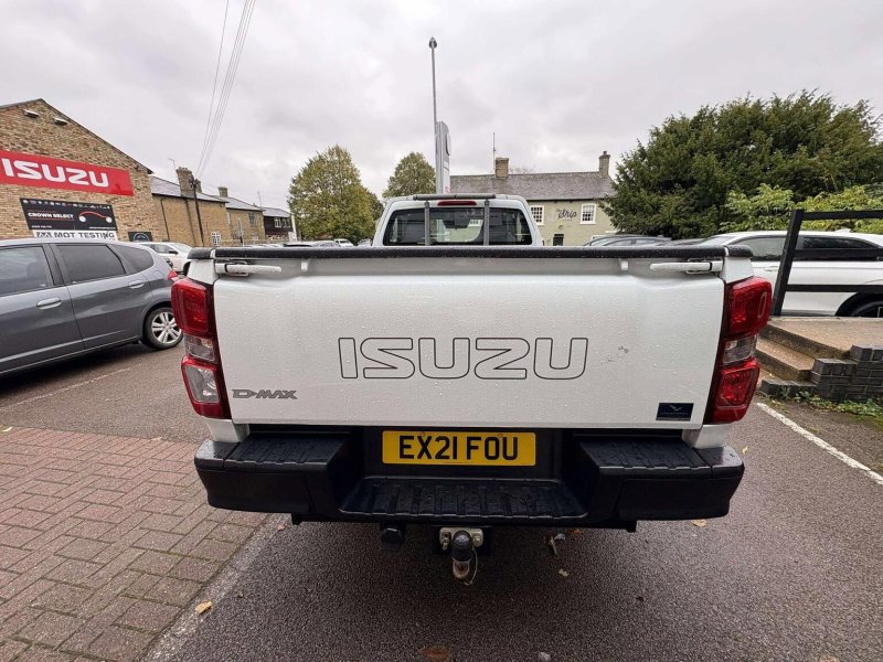 ISUZU D-MAX