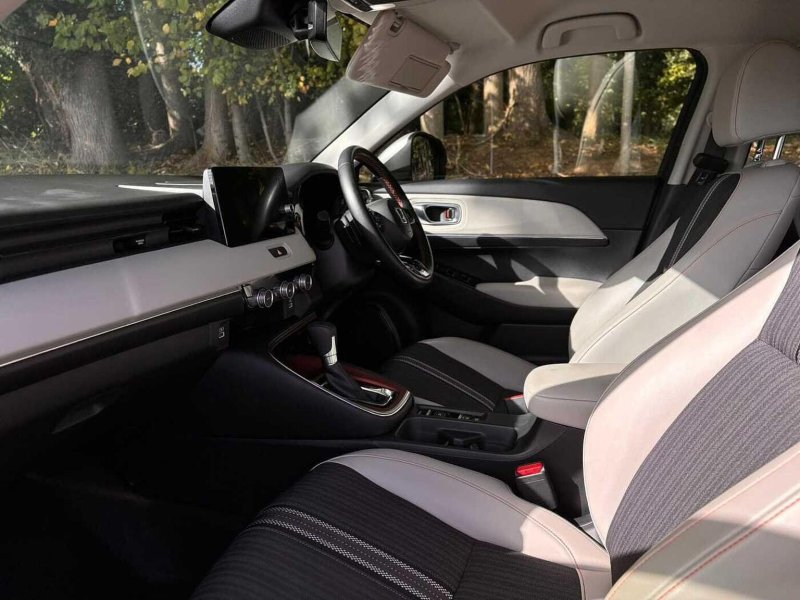 View HONDA HR-V 1.5 h i-MMD Advance Style CVT Euro 6 (s/s) 5dr